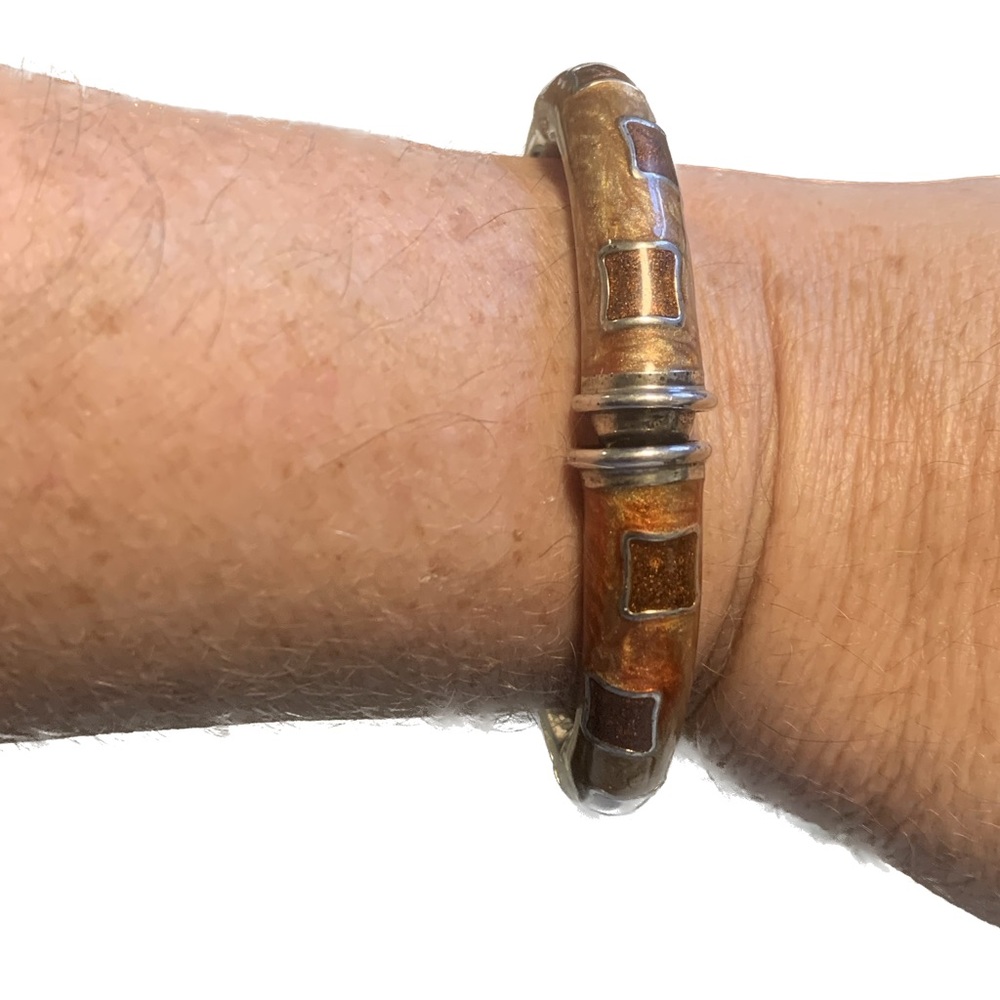 Bracelet hinged bangle with browns, gold and red tones 925 stamp inside by hinge